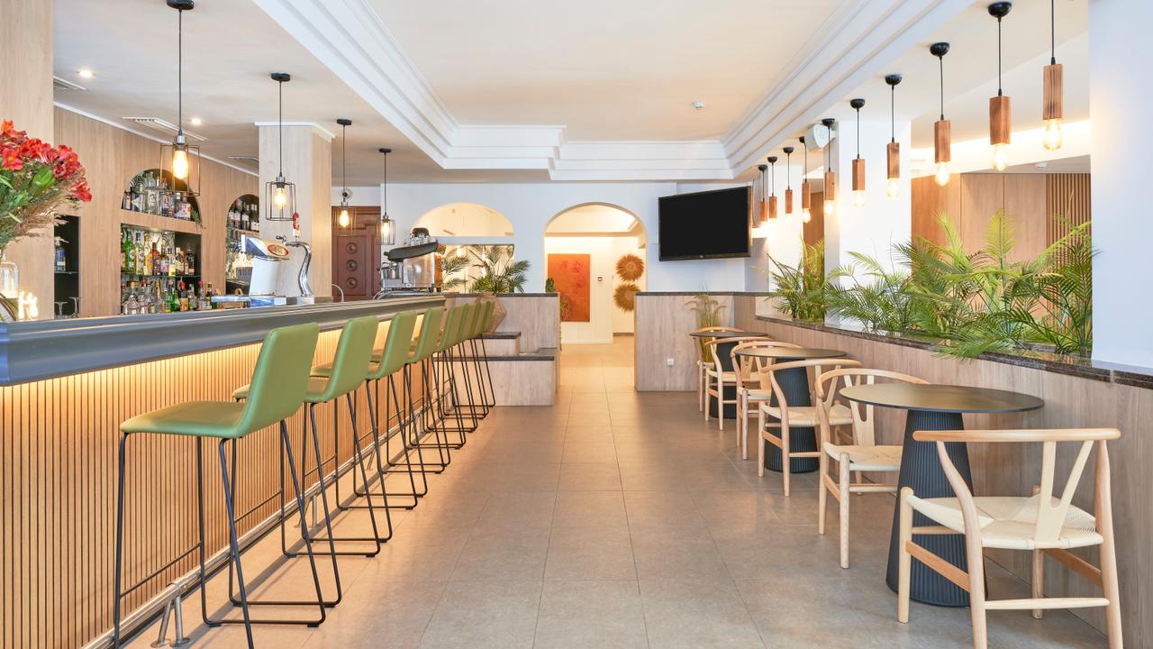 Bar Piscina Flacalco Hotel & Apartments Cala Ratjada Bar Piscina Flacalco Hotel & Apartments Cala Ratjada